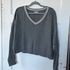 American Eagle Cropped Gray Sweater - XL